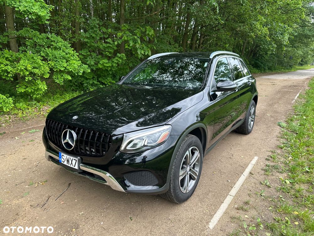 Mercedes-Benz GLC 300 4Matic 9G-TRONIC Exclusive - 2