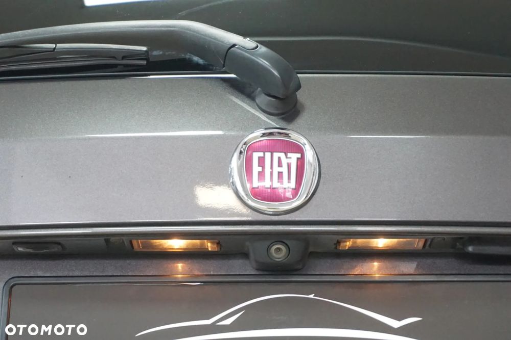 Fiat Freemont 2.0 Multijet 16V DPF Automatik Allrad Black Code - 20