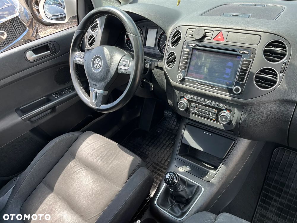 Volkswagen Golf Plus - 29