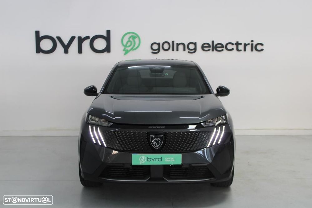 Peugeot e-3008 73 kWh Allure — fotografia 3