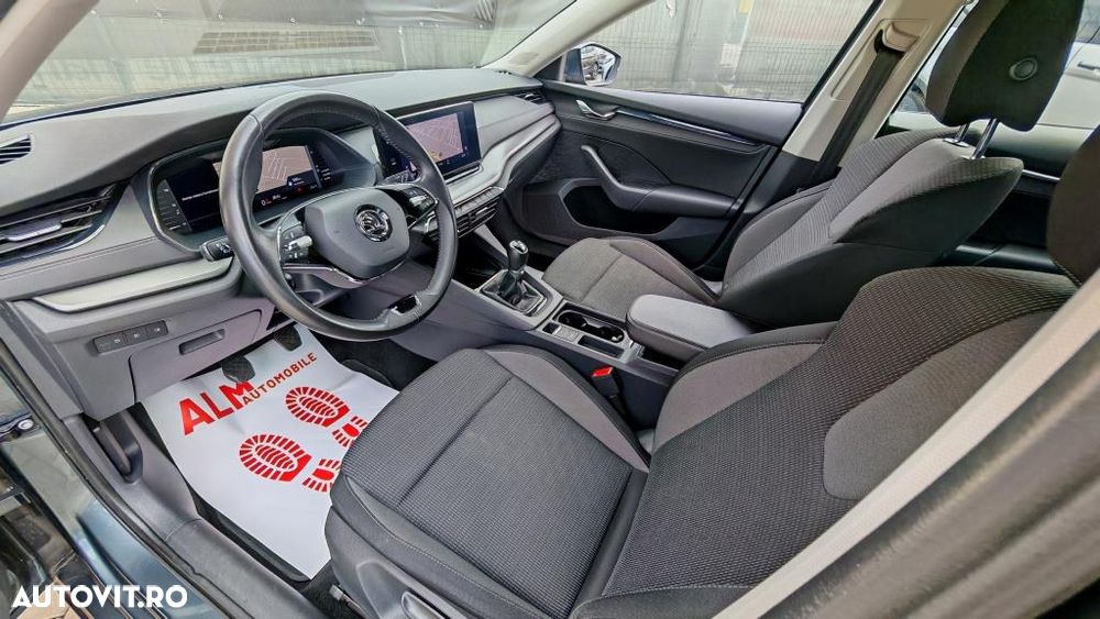 Skoda Octavia 2.0 TDI Premium Edition - 5