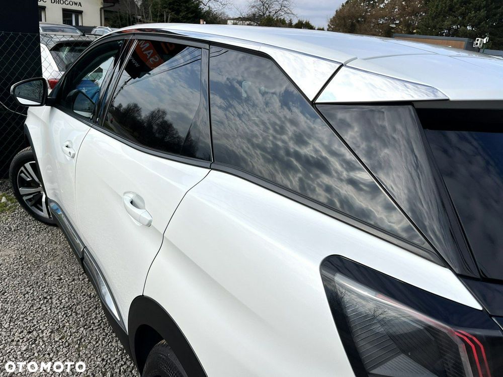 Peugeot 3008 1.2 PureTech Allure Pack S&S EAT8 - 23