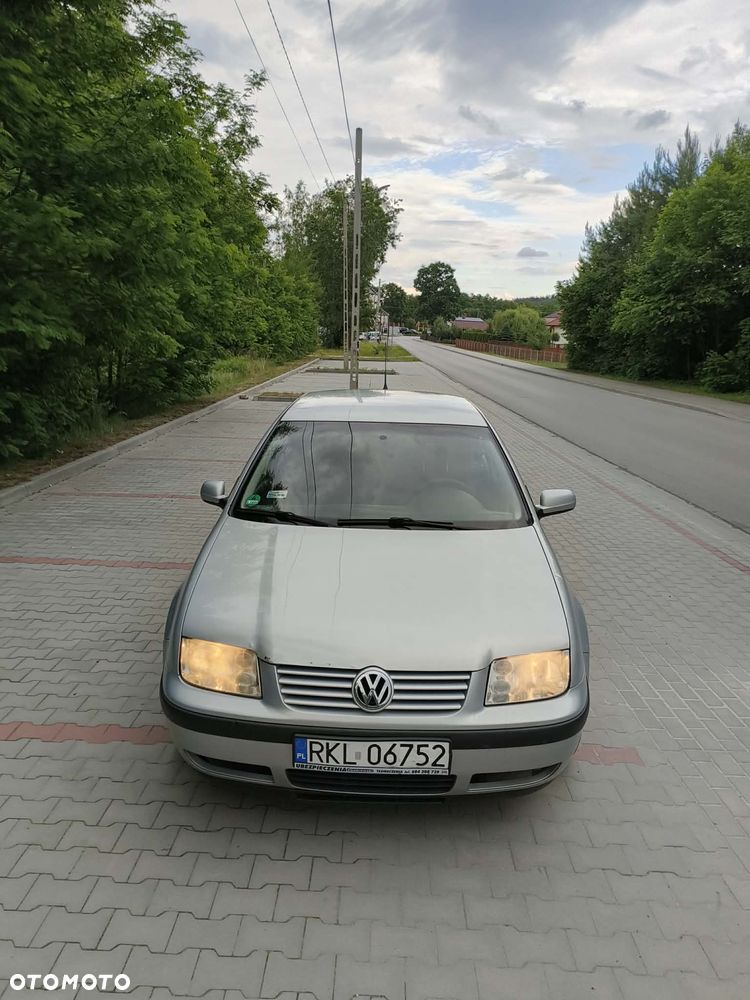 Volkswagen Bora Variant 1.6 - 2