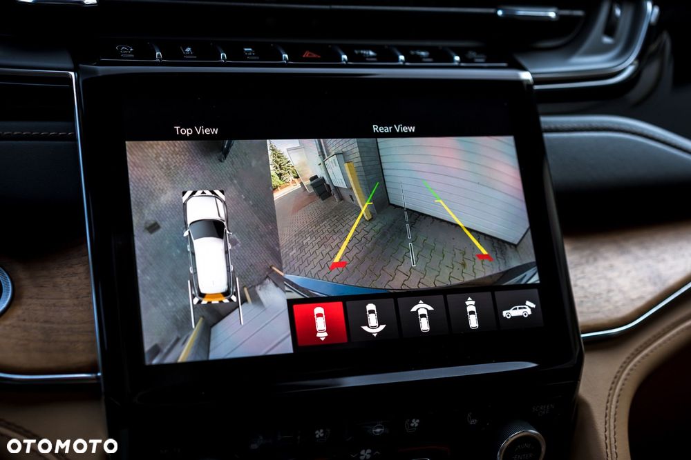 Jeep Grand Cherokee 3.6 V6 Summit - 32