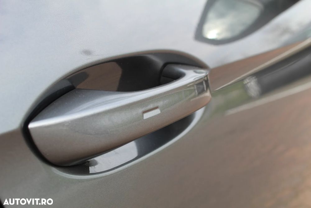 Volkswagen Passat Variant 2.0 TDI DSG Business - 12