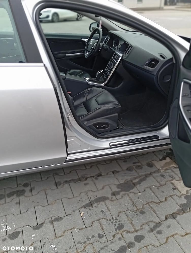 Volvo S60 2.5 T5 AWD - 25