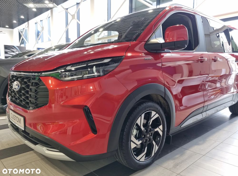 Ford Tourneo Custom 2.0 EcoBlue 320 AWD L2 Titanium - 10