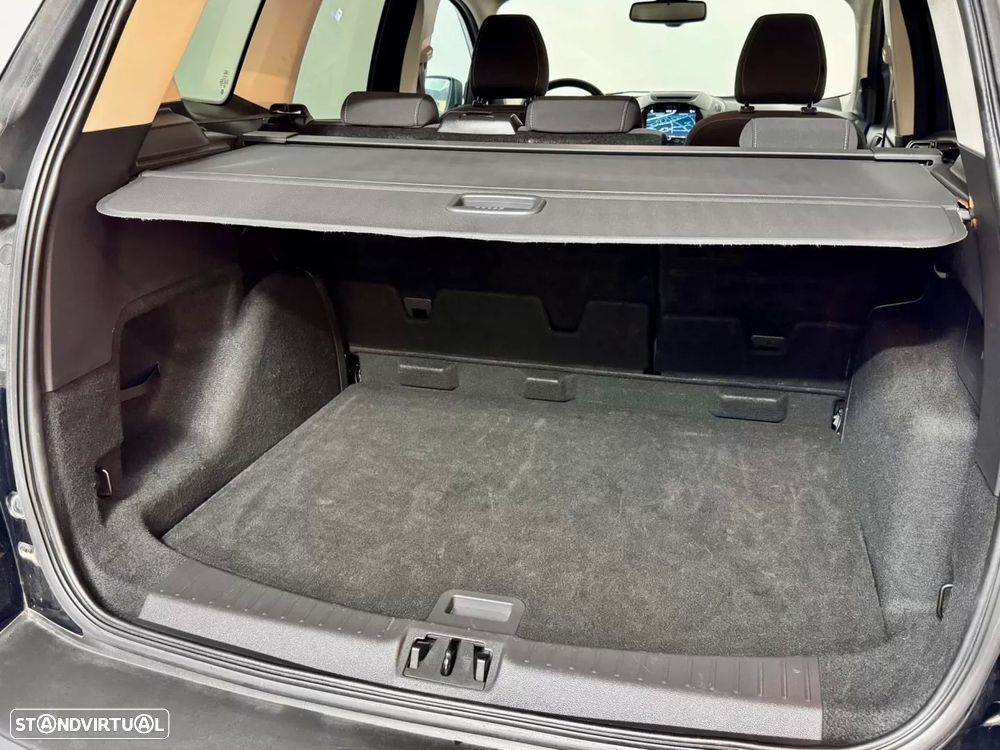 Ford Kuga 1.5 TDCi Titanium - 52