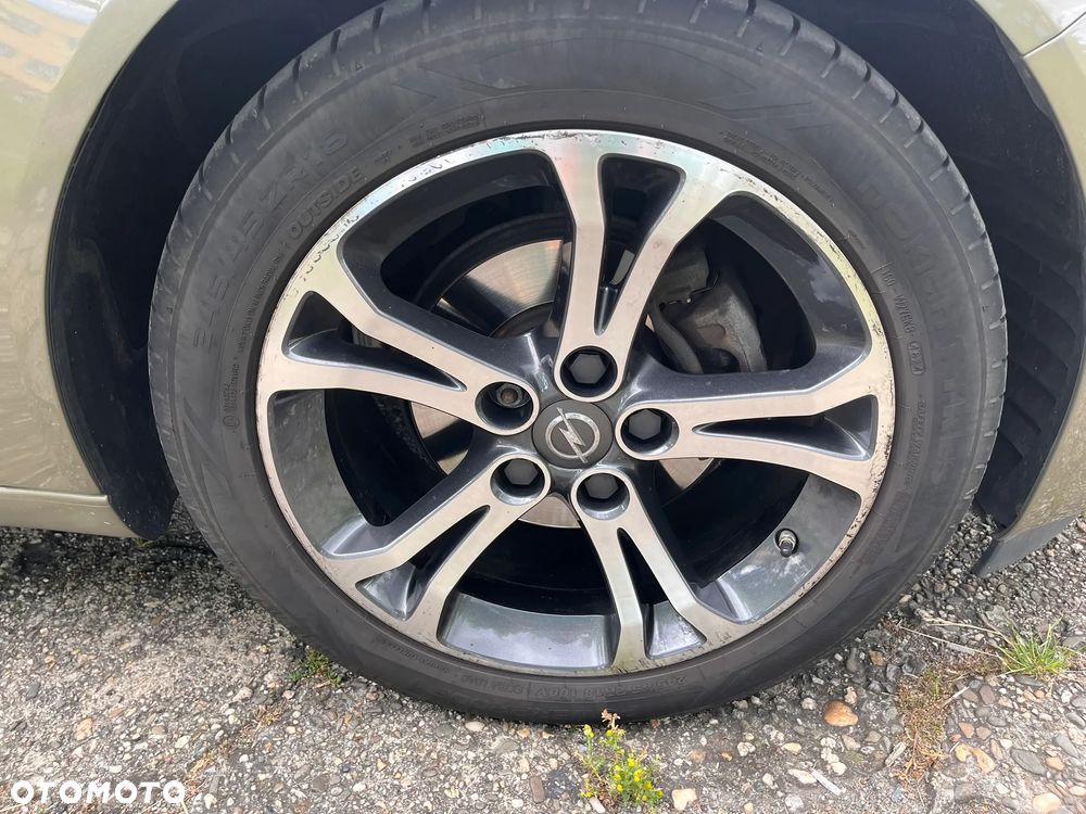 Opel Insignia 1.6 T Cosmo S&S EU6 - 14