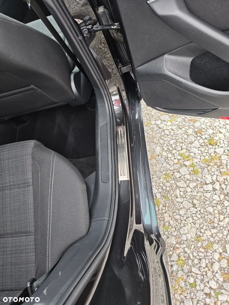 Volkswagen Passat 2.0 TDI EVO Elegance DSG - 22