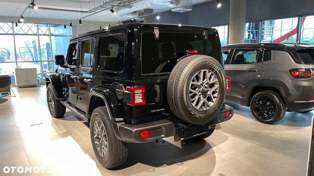 Jeep Wrangler Unlimited GME 2.0 Turbo Sahara - 4