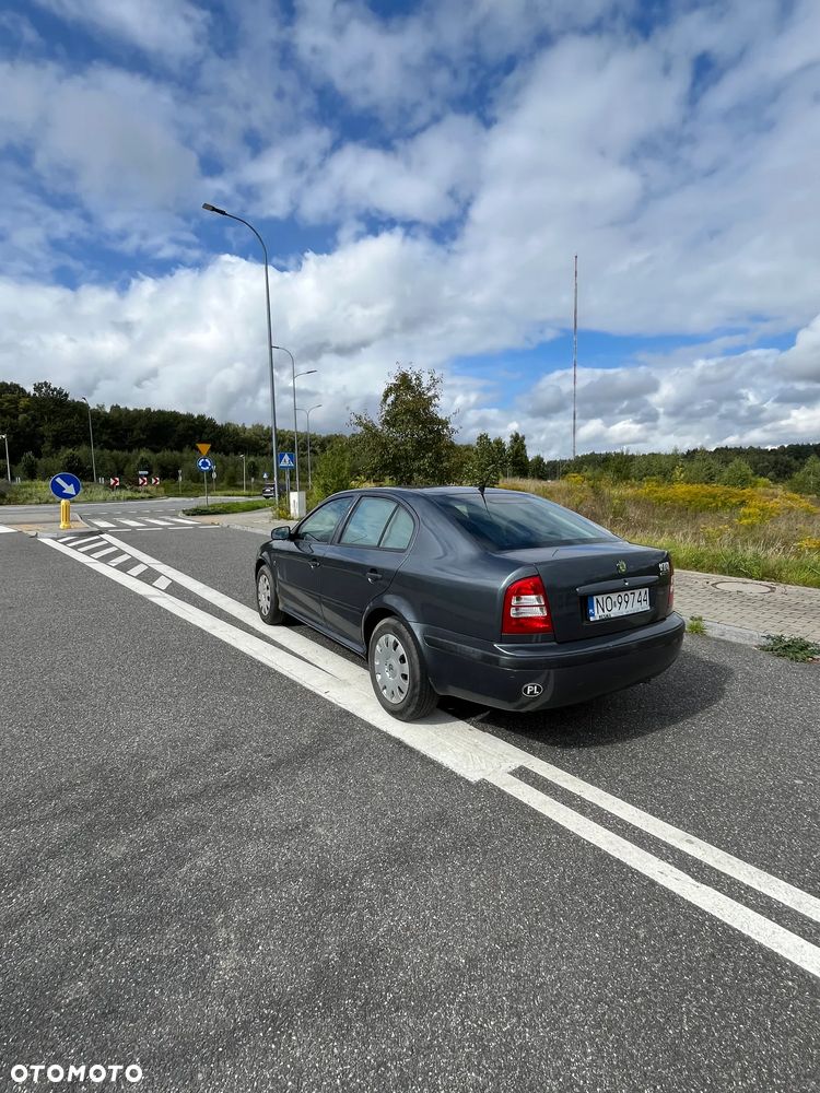 Skoda Octavia 1.6 Tour - 2