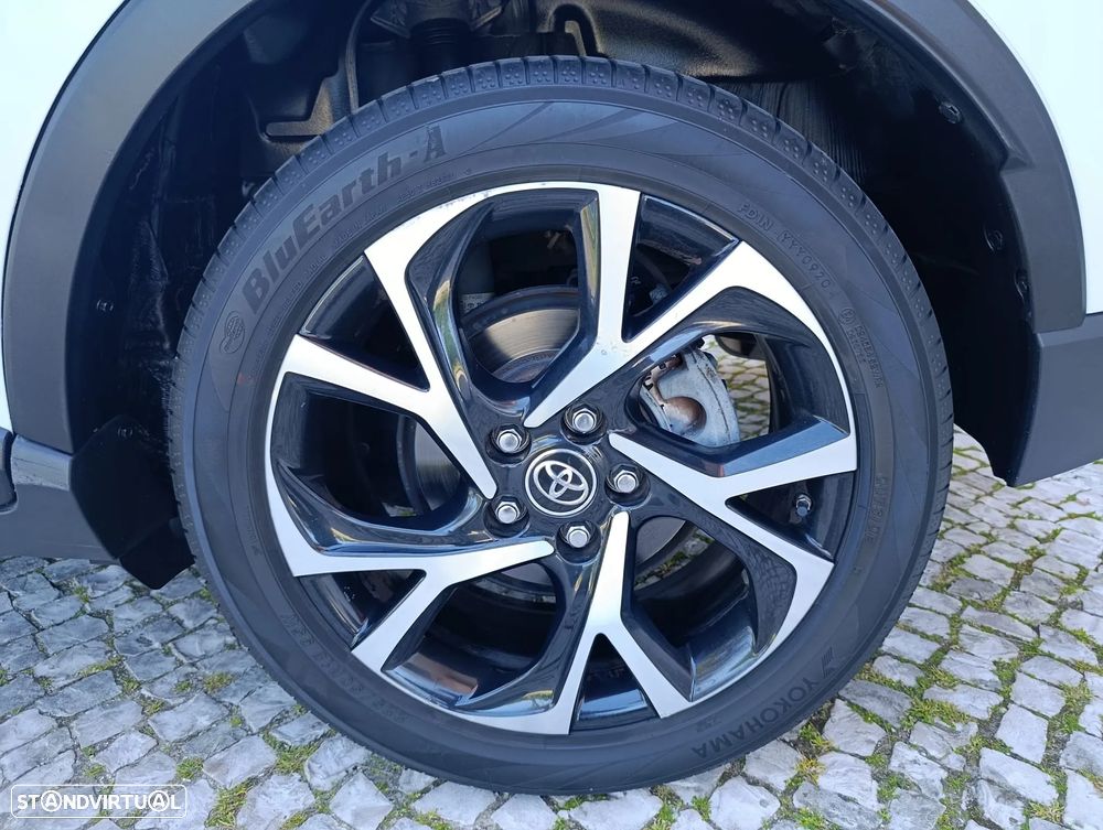 Toyota C-HR 1.8 HSD Comfort+P.Style - 11