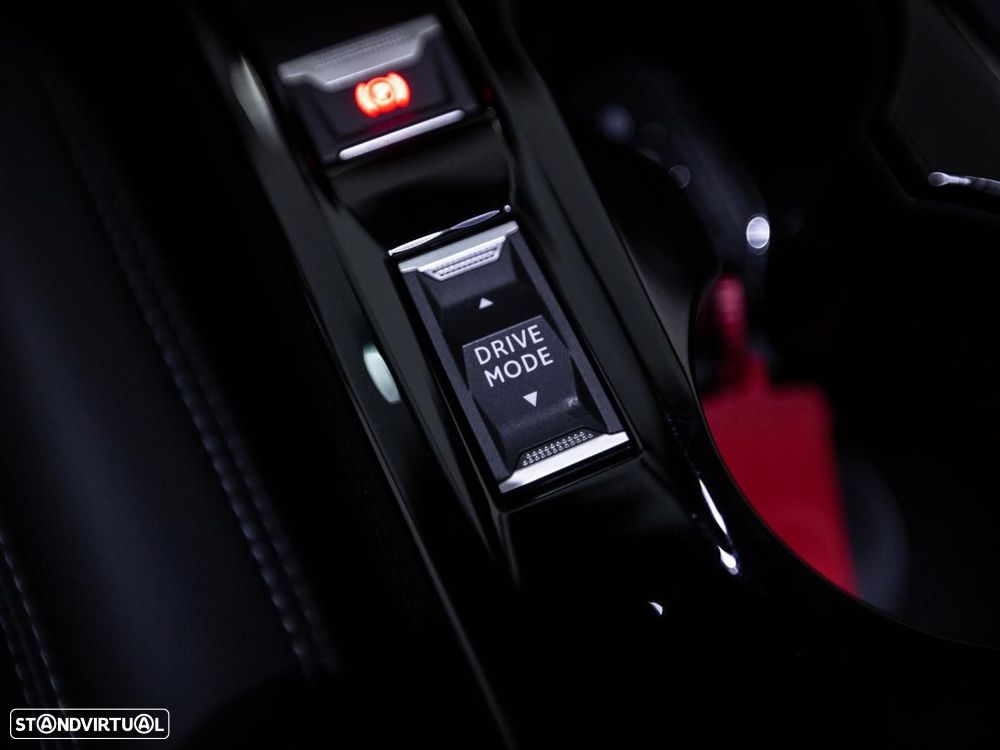 Peugeot 2008 1.2 PureTech GT EAT8 - 21