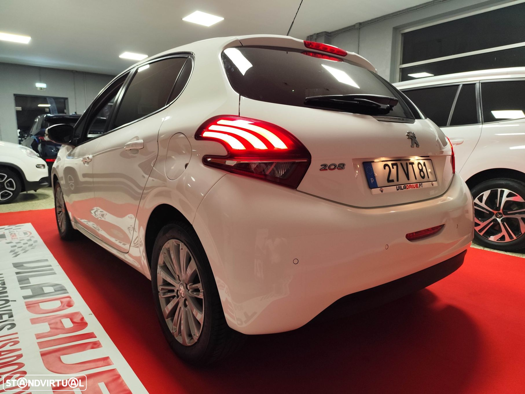 Peugeot 208 1.5 BlueHDi Signature - 2