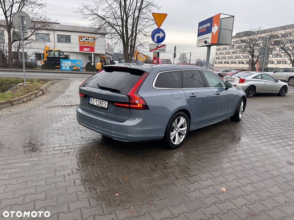 Volvo V90 D3 Momentum Pro - 7