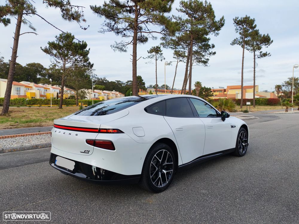 Xpeng P7i 86.2 kWh AWD Performance - 9