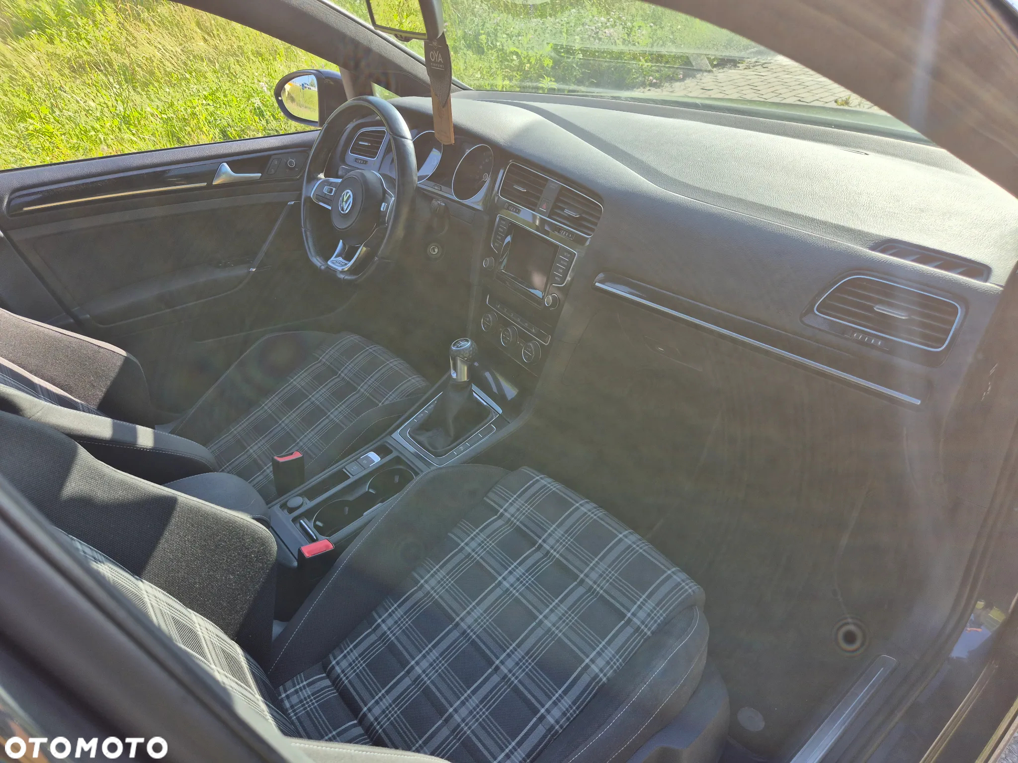 Volkswagen Golf VII 2.0 TDI BMT GTD - 15