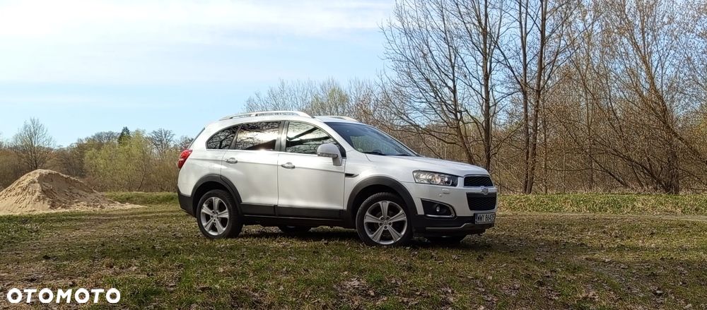 Chevrolet Captiva 2.2 D LTZ - 12