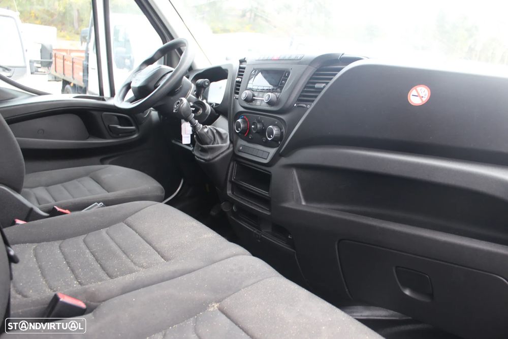 Iveco DAILY 35-160 // 16M3 - 9