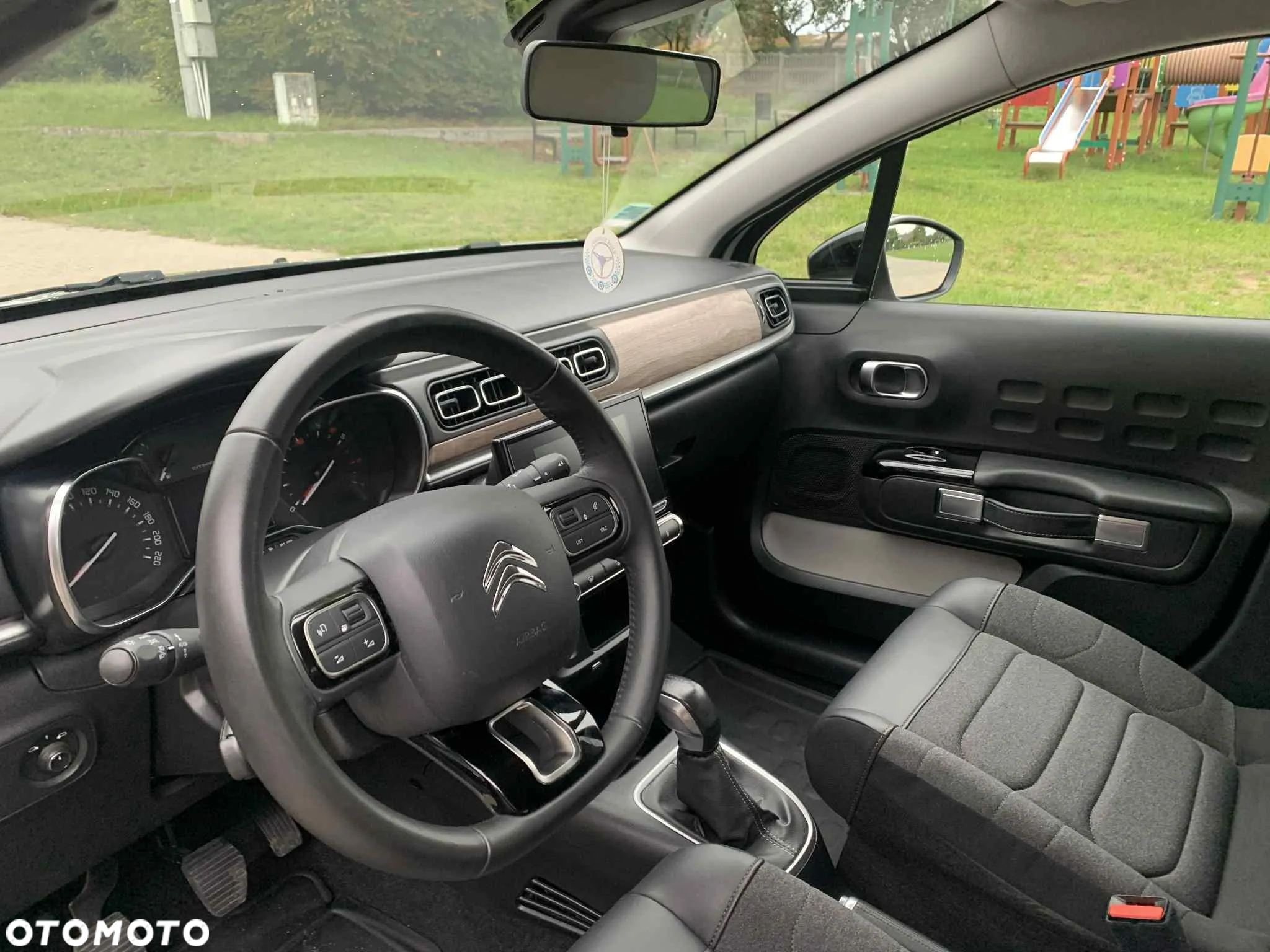 Citroën C3 Pure Tech 82 SHINE - 11