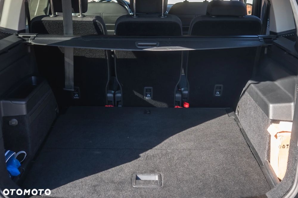 Volkswagen Touran 1.5 TSI EVO Comfortline - 23