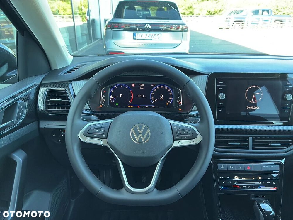 Volkswagen T-Cross - 13
