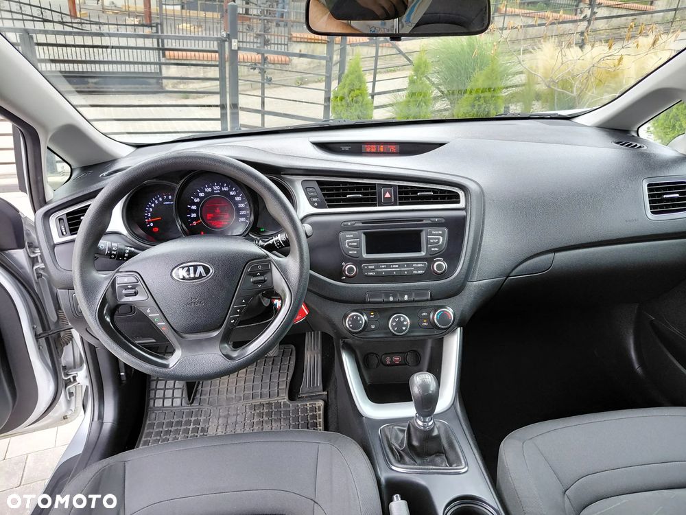 Kia Ceed 1.4 L - 7