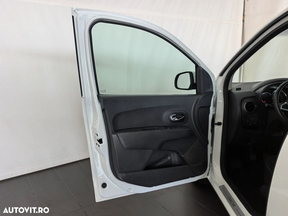 Dacia Lodgy 1.5 dCi 90 CP Ambiance - 8