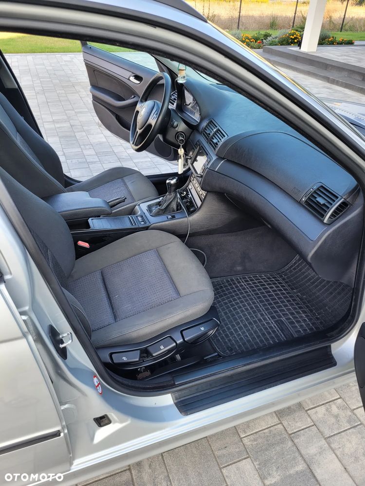 BMW Seria 3 - 12