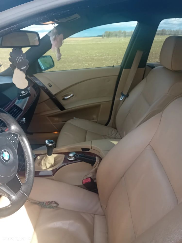 BMW Seria 5 - 15