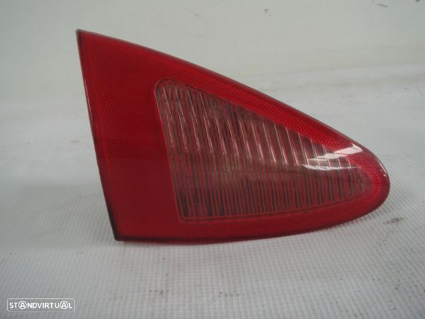 Farolim Stop Tampa Mala Esq Alfa Romeo 147 (937_) - 1