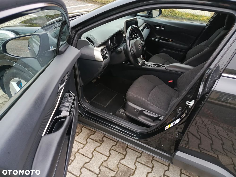 Toyota C-HR - 14
