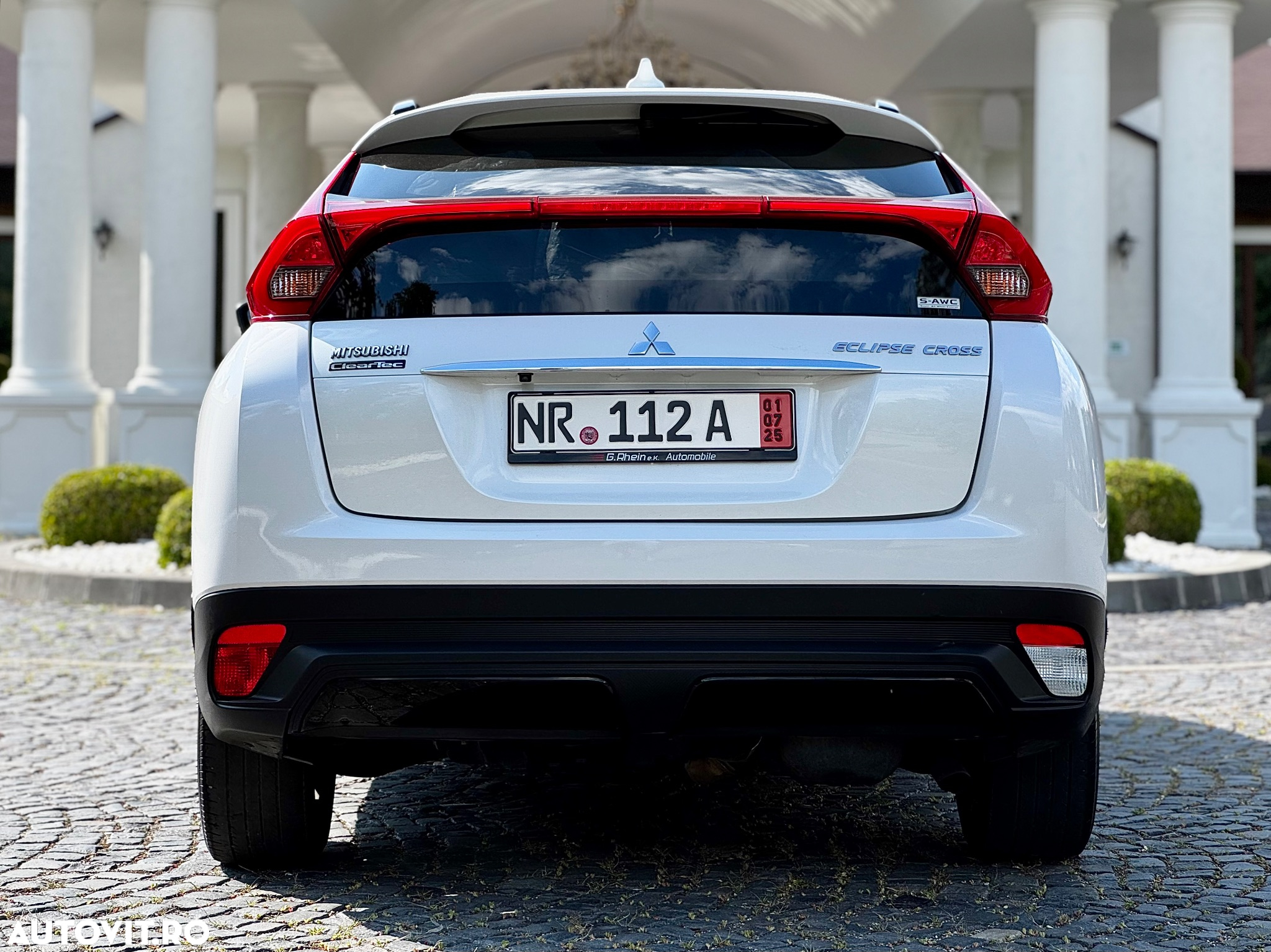 Mitsubishi Eclipse-Cross - 6