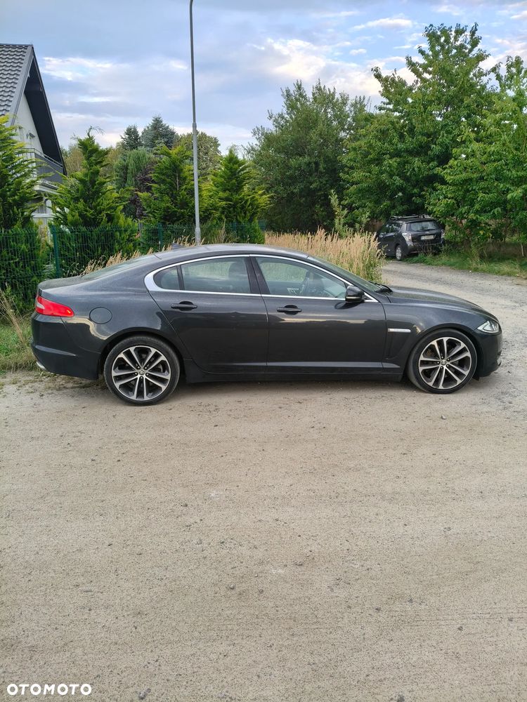 Jaguar XF 3.0 V6 D S Luxury - 1