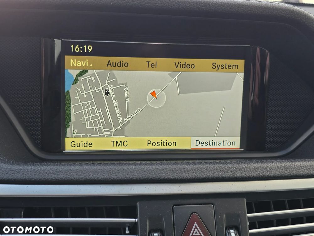 Mercedes-Benz Klasa E 350 CDI DPF 4Matic BlueEFFICIENCY 7G-TRONIC Avantgarde - 28