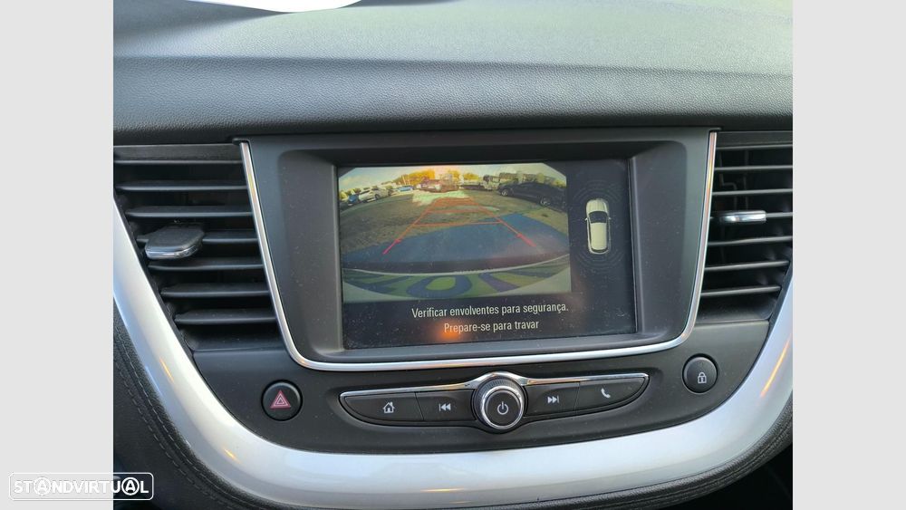 Opel Grandland X 1.2 T Business Edition - 10