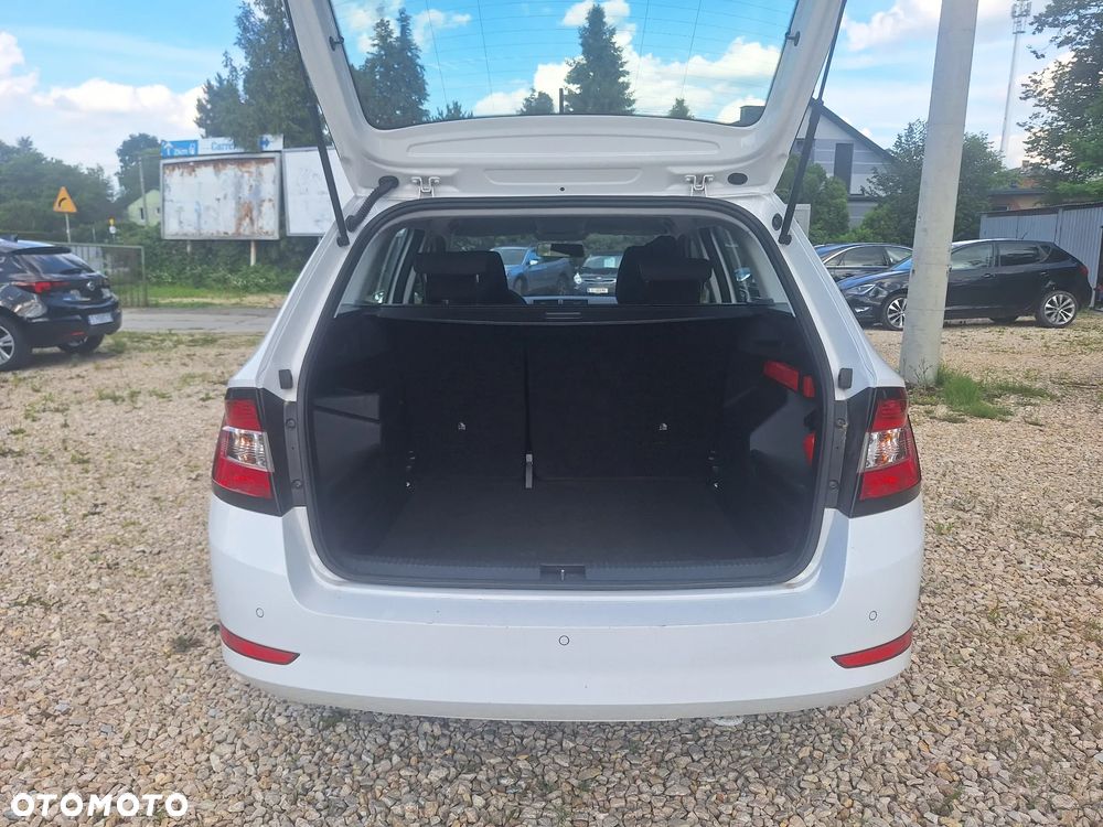 Skoda Fabia 1.0 TSI Ambition - 13