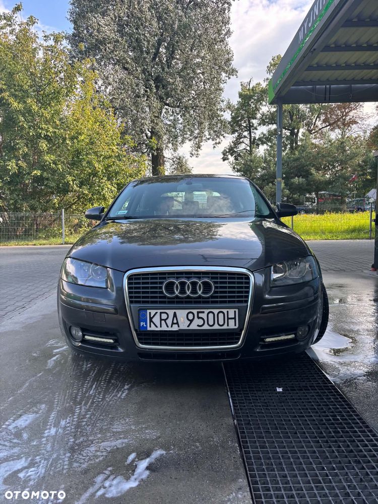 Audi A3 3-drzwiowe 1.9 TDI DPF Ambiente S tronic - 1