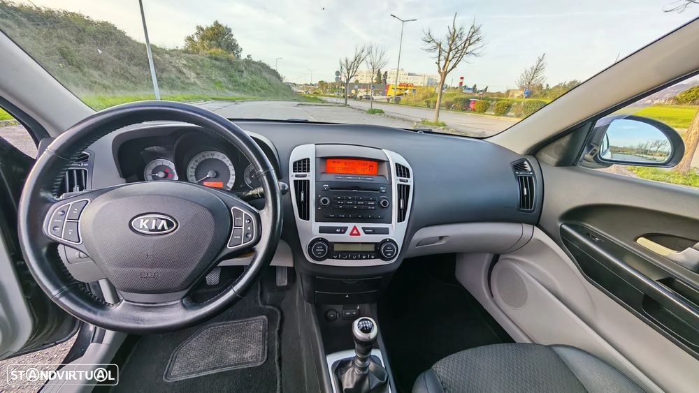 Kia Ceed SW 1.4 CVVT EX - 10