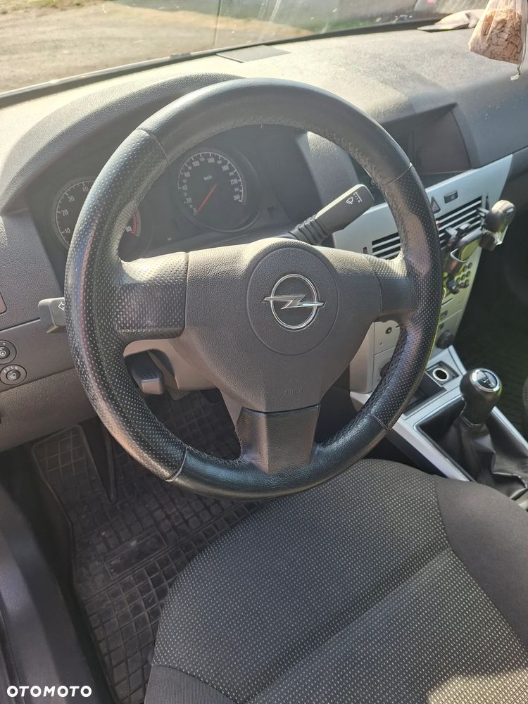 Opel Astra 1.6 Selection - 9
