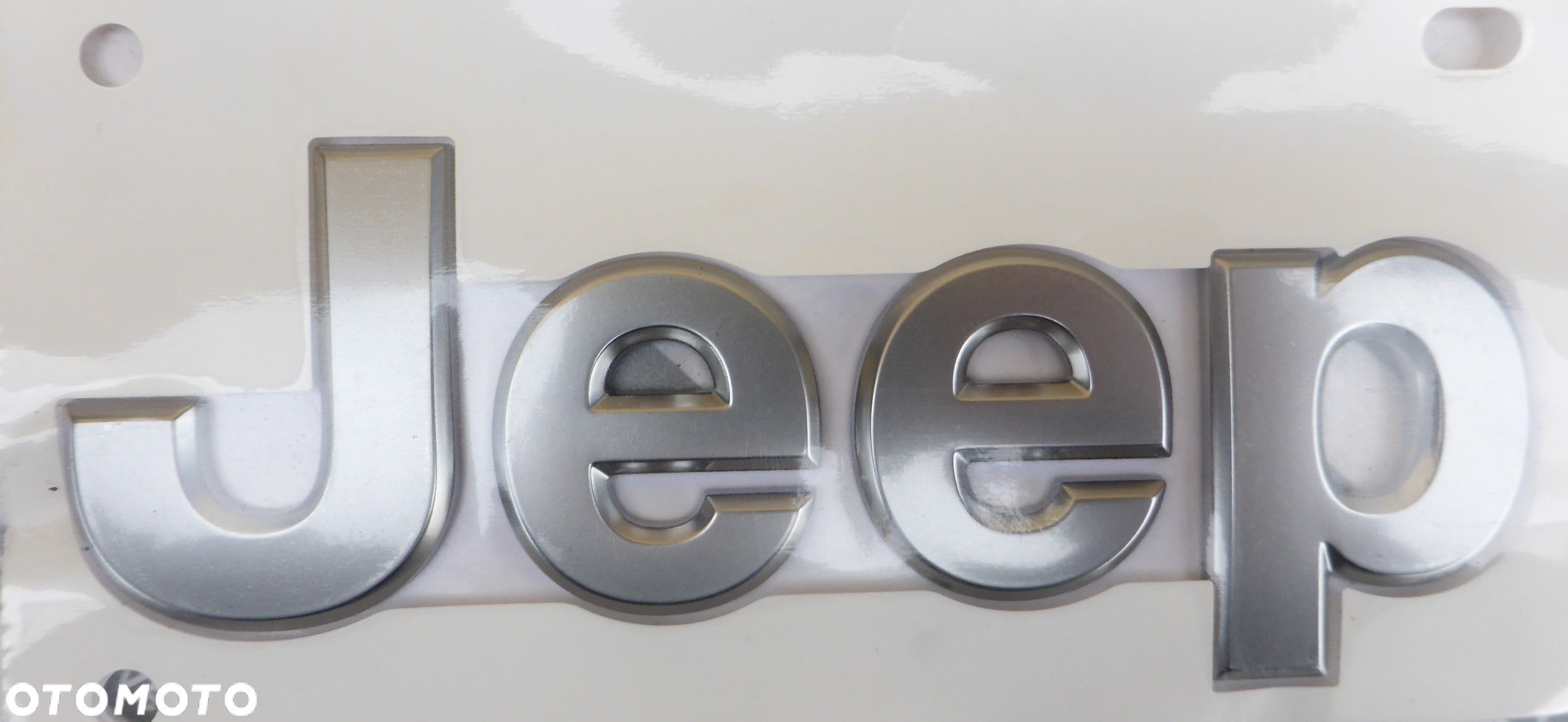 JEEP ZNACZEK EMBLEMAT 2011-2022 - 1