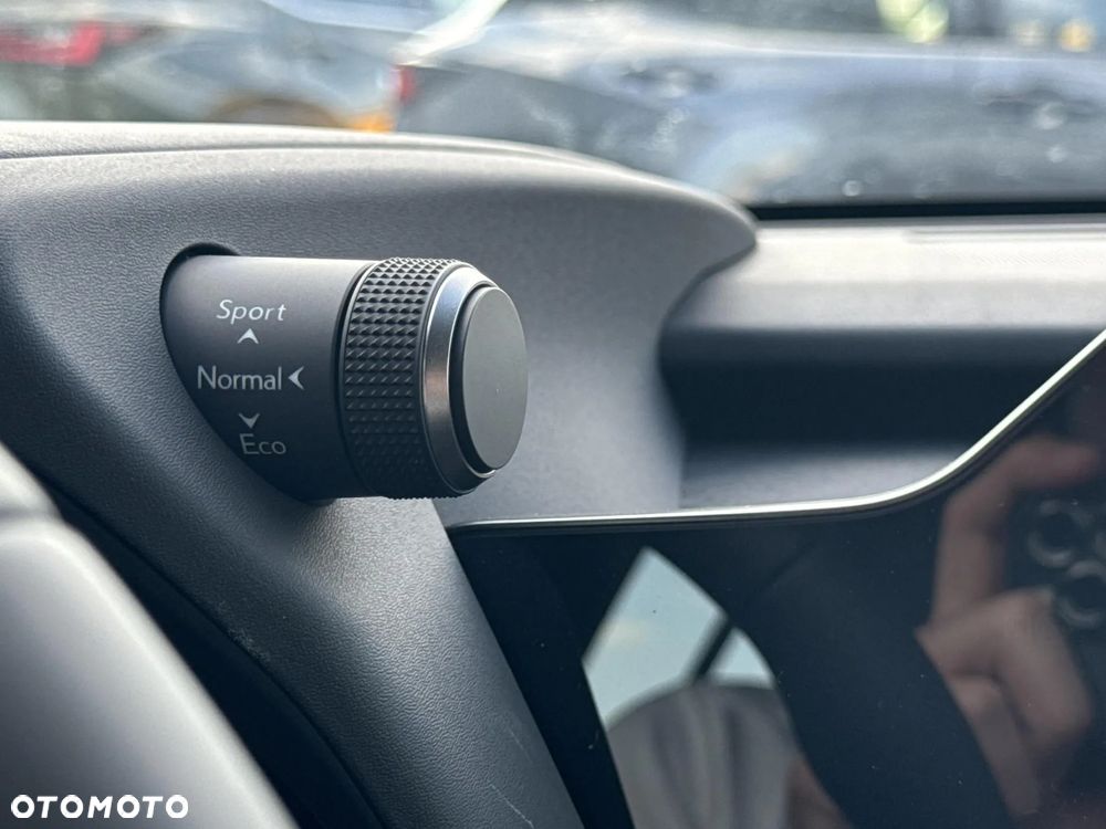 Lexus UX 300h Elegance - 21