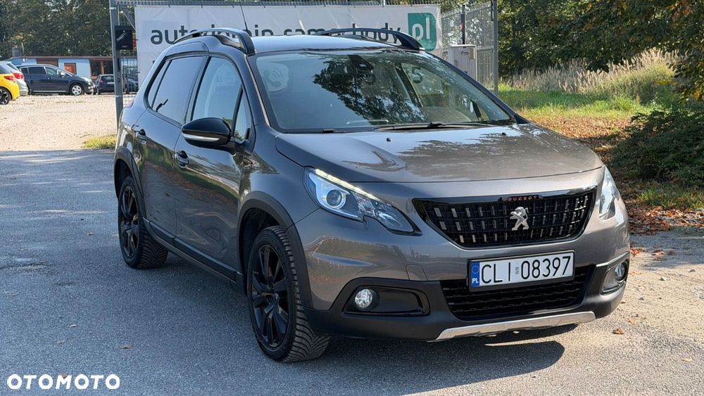 Peugeot 2008 - 8