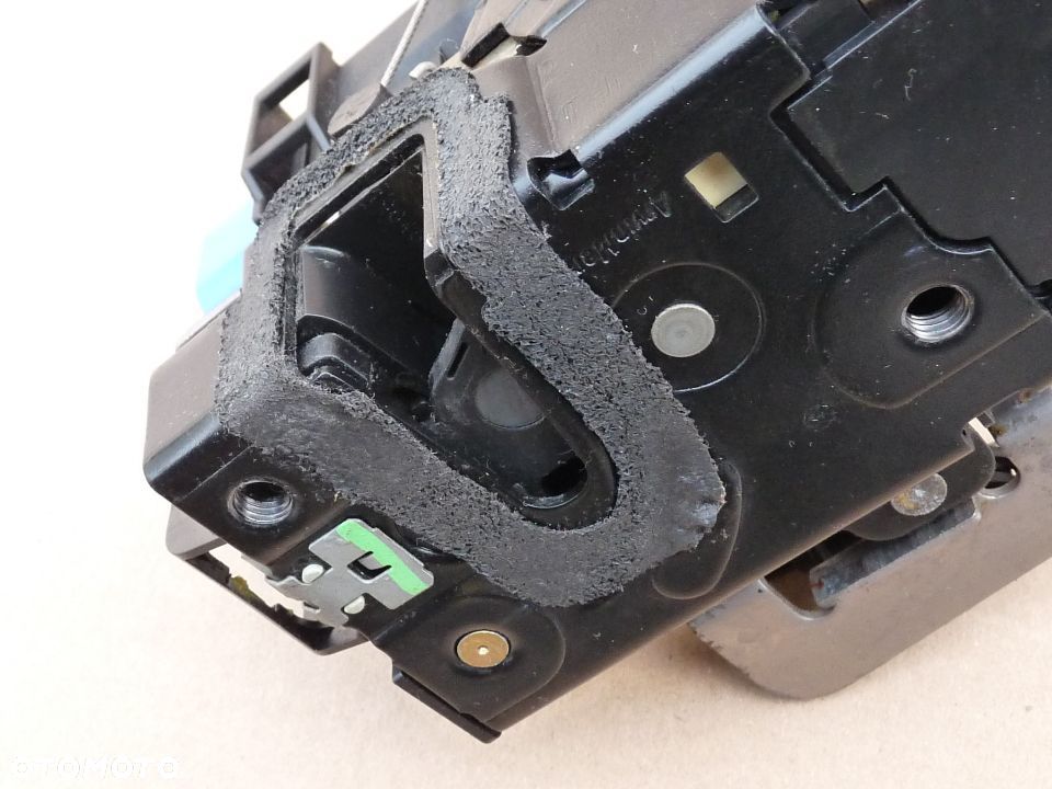 AUDI A8 D3 ZAMEK DRZWI PRAWY PRZÓD EUROPA 4E1837016 - 2