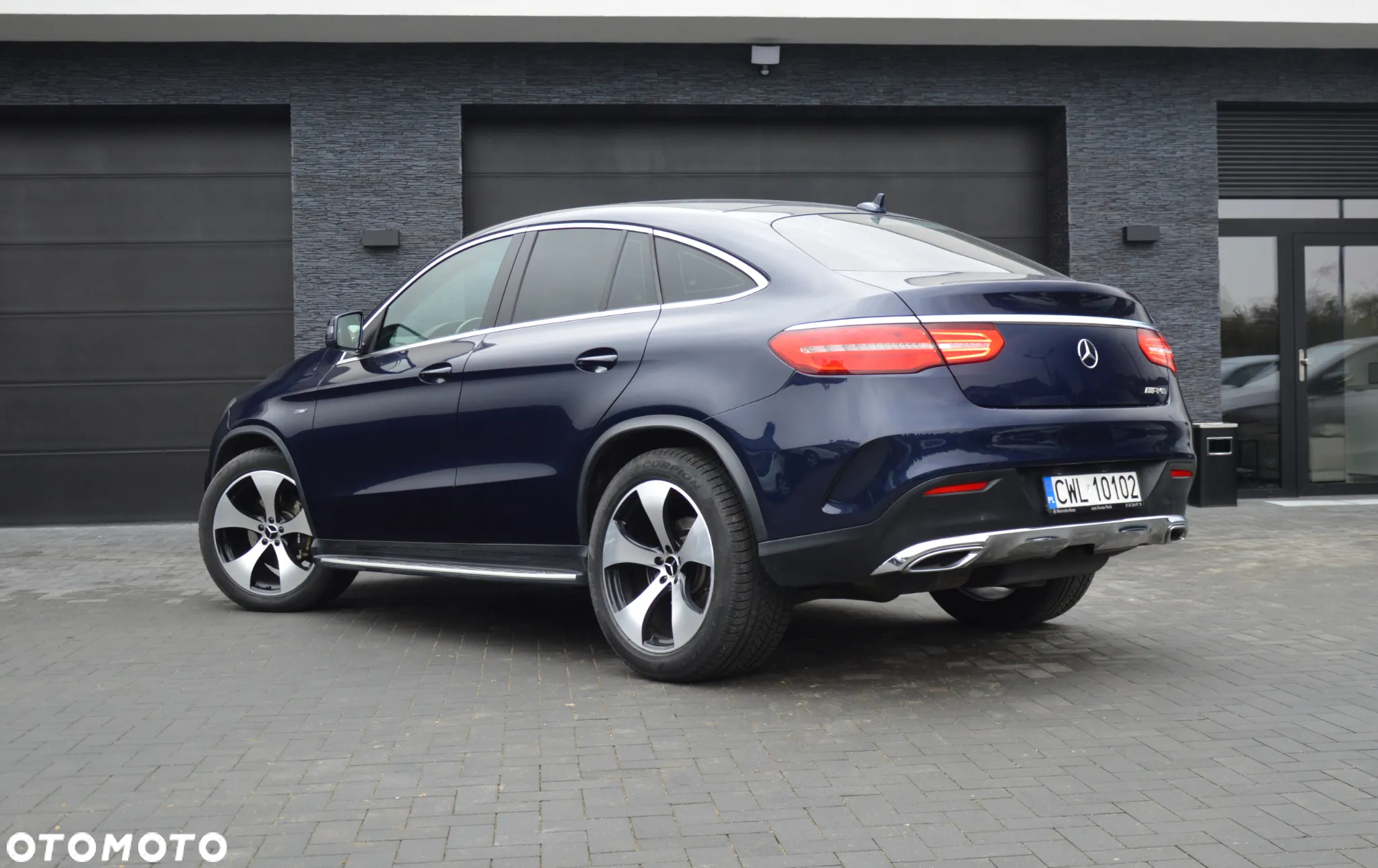 Mercedes-Benz GLE 350 d Coupe 4Matic 9G-TRONIC AMG Line - 4