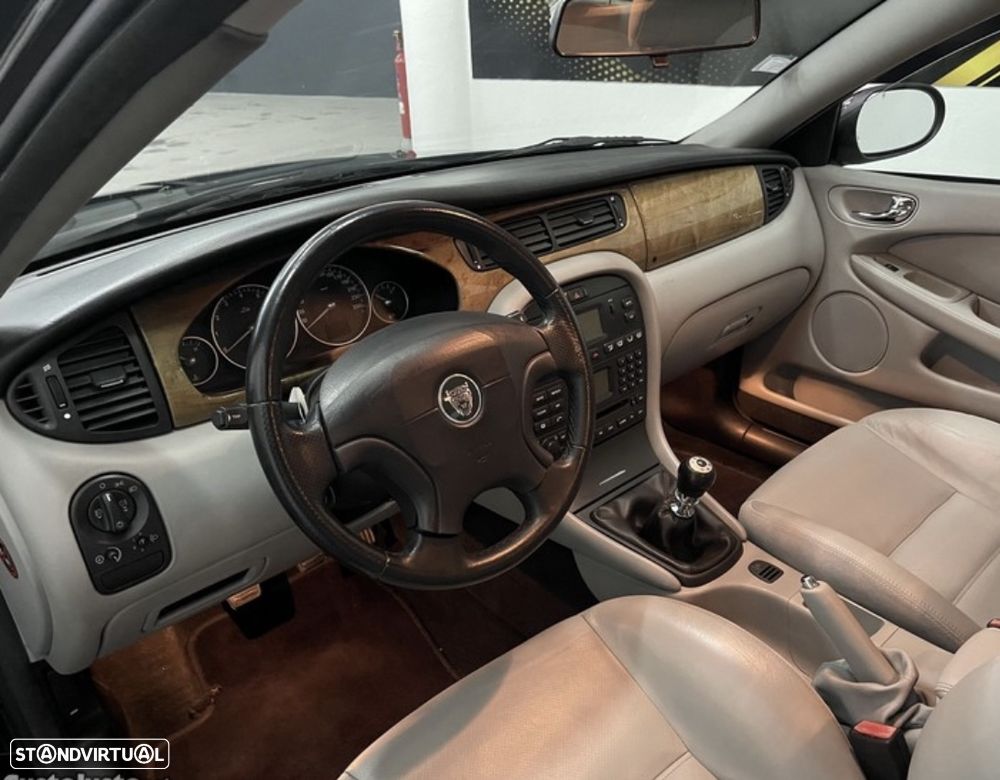 Jaguar X-Type 2.5 Sport - 3