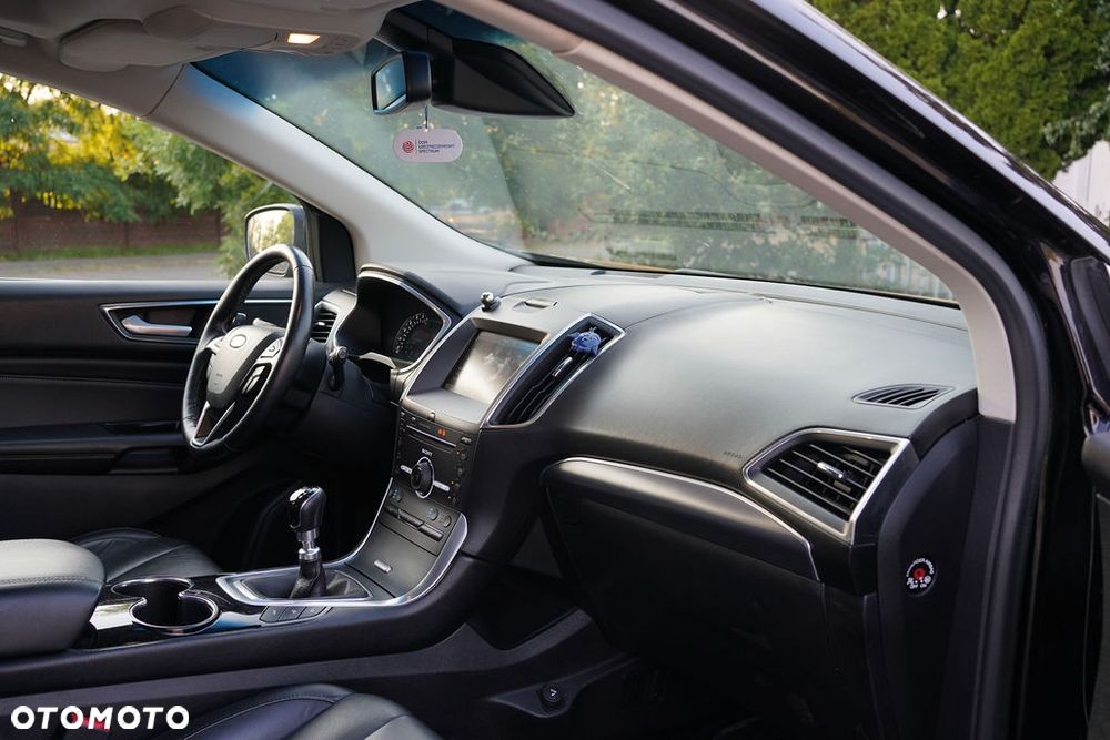 Ford Edge 2.0 TDCi 4WD Titanium - 13
