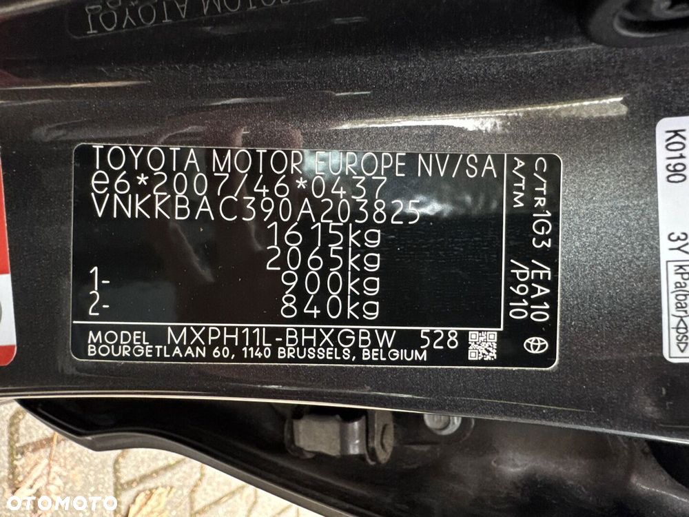 Toyota Yaris Hybrid 1.5 Executive - 30