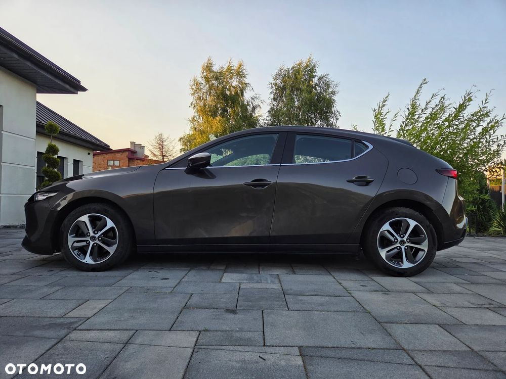 Mazda 3 e-SKYACTIV-G 2.0 M HYBRID DRIVE - 3
